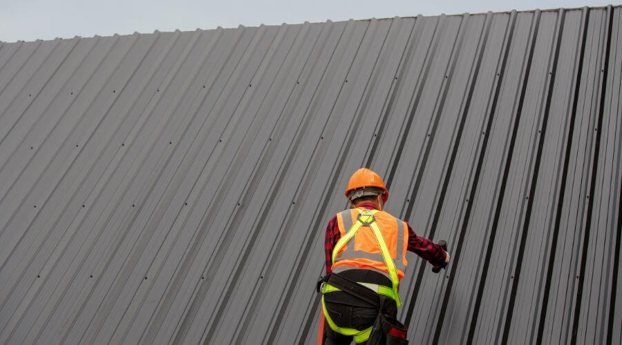 Professional residential roofers in Hamburg, IL